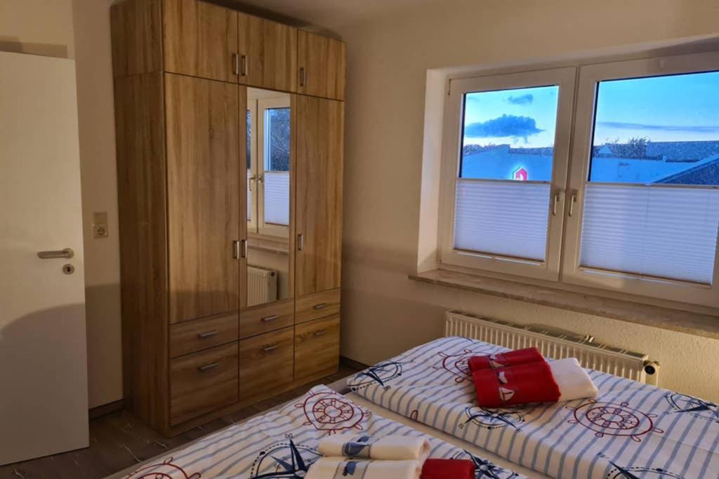 Heimathafen Apartment Busum Bagian luar foto