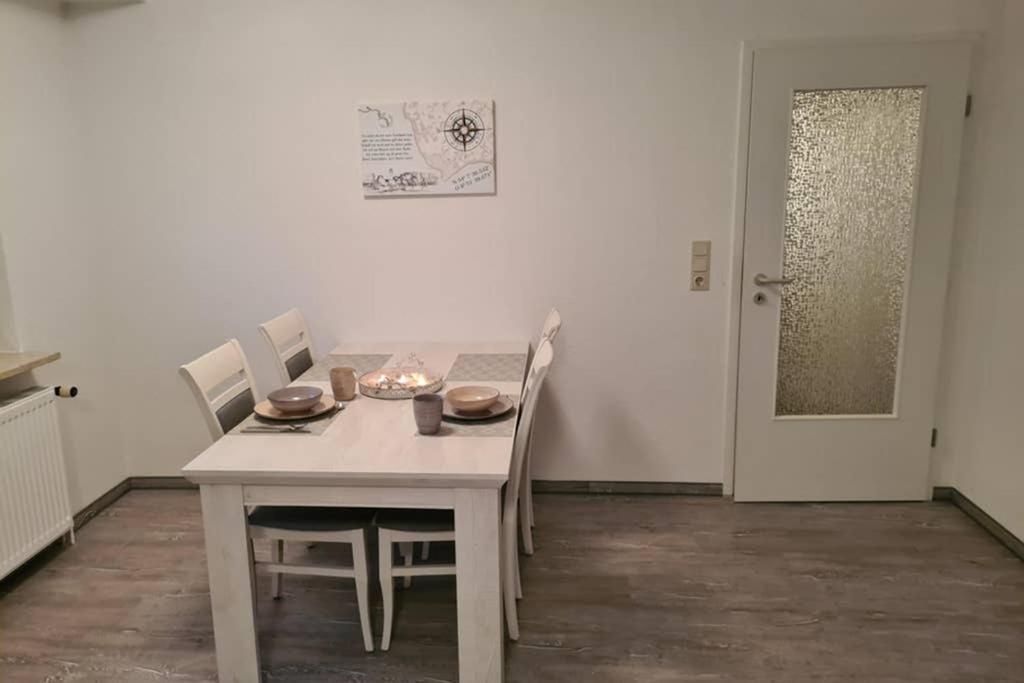 Heimathafen Apartment Busum Bagian luar foto